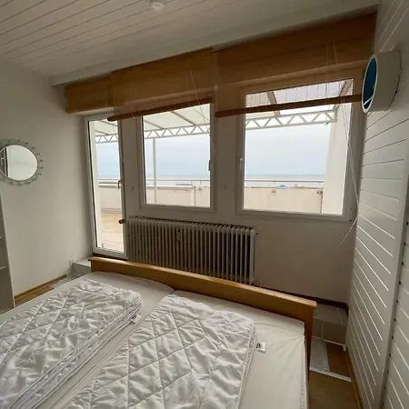 Sea View B-10-4